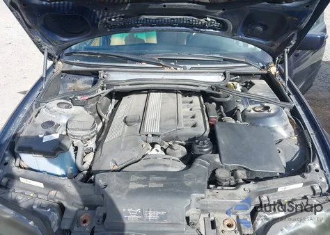 2003 BMW 325I из США, поврежденный, VIN WBAEV33423KL85638